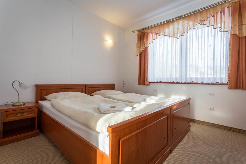 Sykowny Dworek Apartamenty Kościelisko Rom bilde